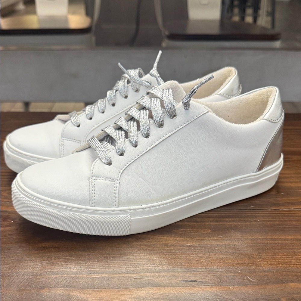 Steve Madden White and Silver Sneakers Size 9.5 Shoes